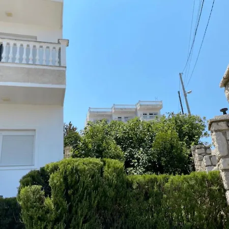 Horizon Apartment *