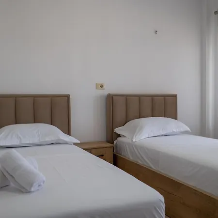 Horizon Apartment *